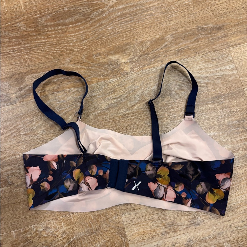 Knix Evolution bra - Picture 2 of 3